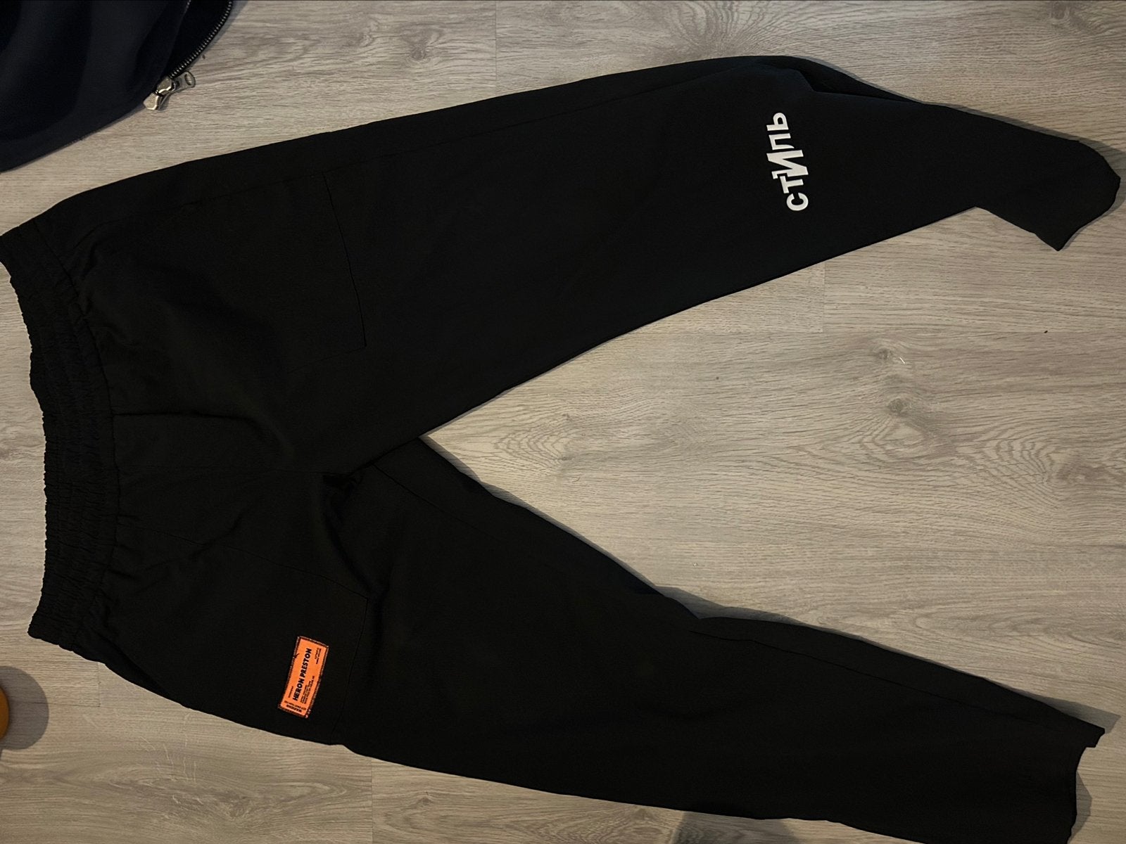 Heron preston broek L, Ophalen of Verzenden, Zo goed als nieuw