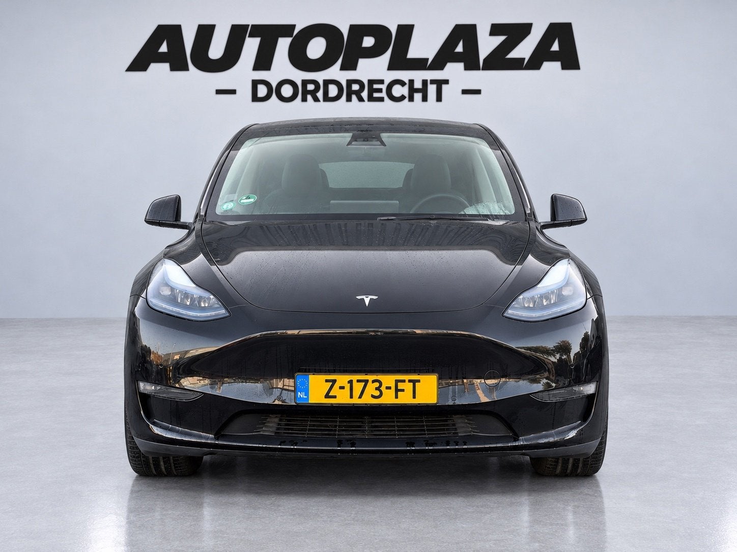 Tesla Model Y Long Range AWD 75 kWh SOH 92%|TREKHAAK, Auto's, Automaat, Gebruikt, Zwart, 1600 kg