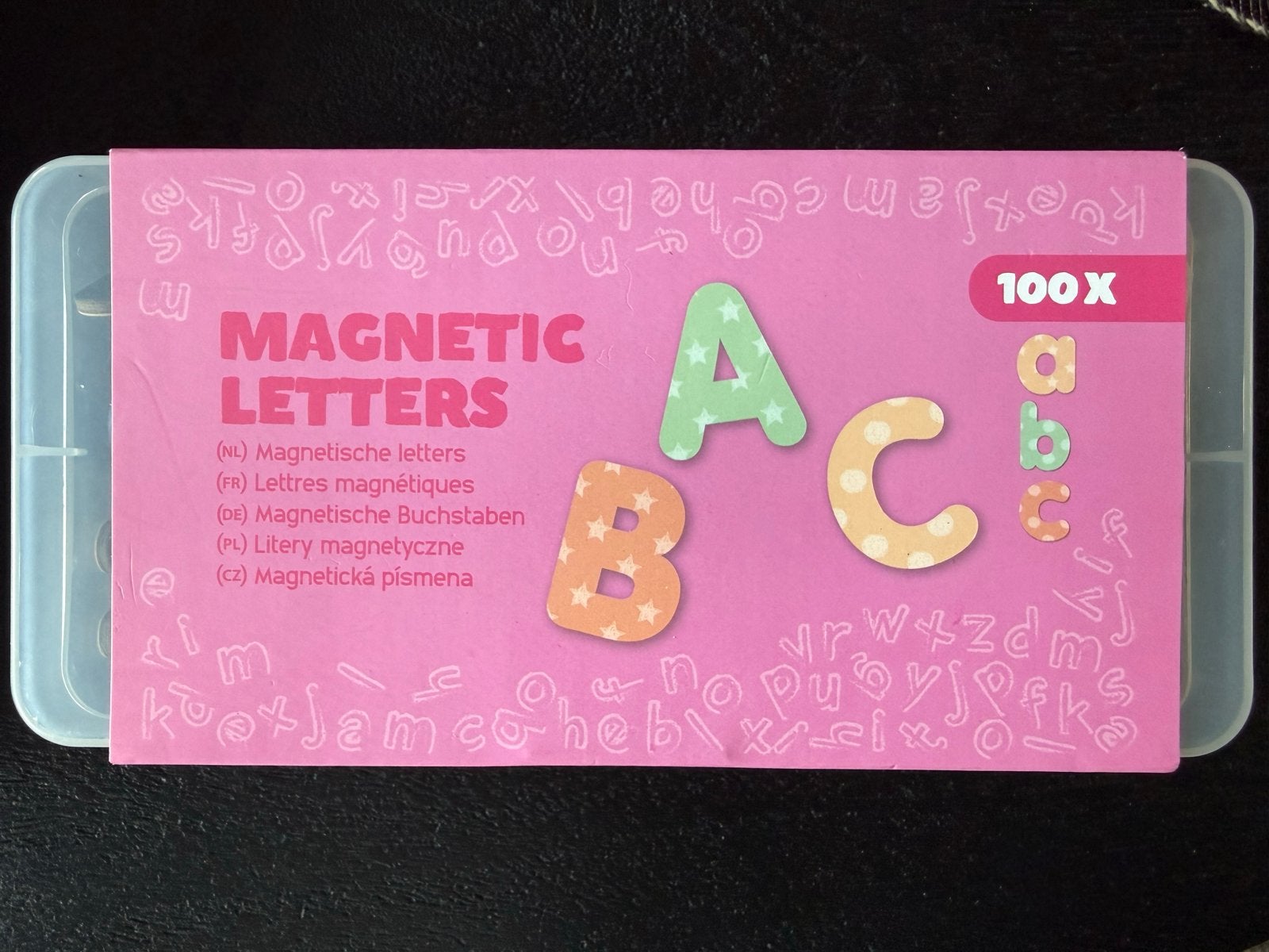 Magnetische letters - 100 stuks voor leren en spelen, Kinderen en Baby's, Ophalen of Verzenden, Nieuw, Taal en Lezen