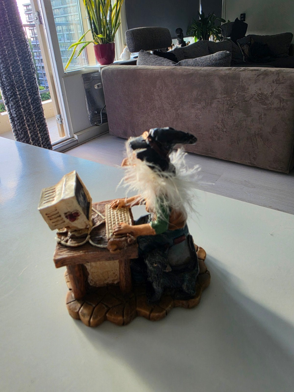 leuk heksen beeld achter de computer, Ophalen of Verzenden, Zo goed als nieuw, Fantasy