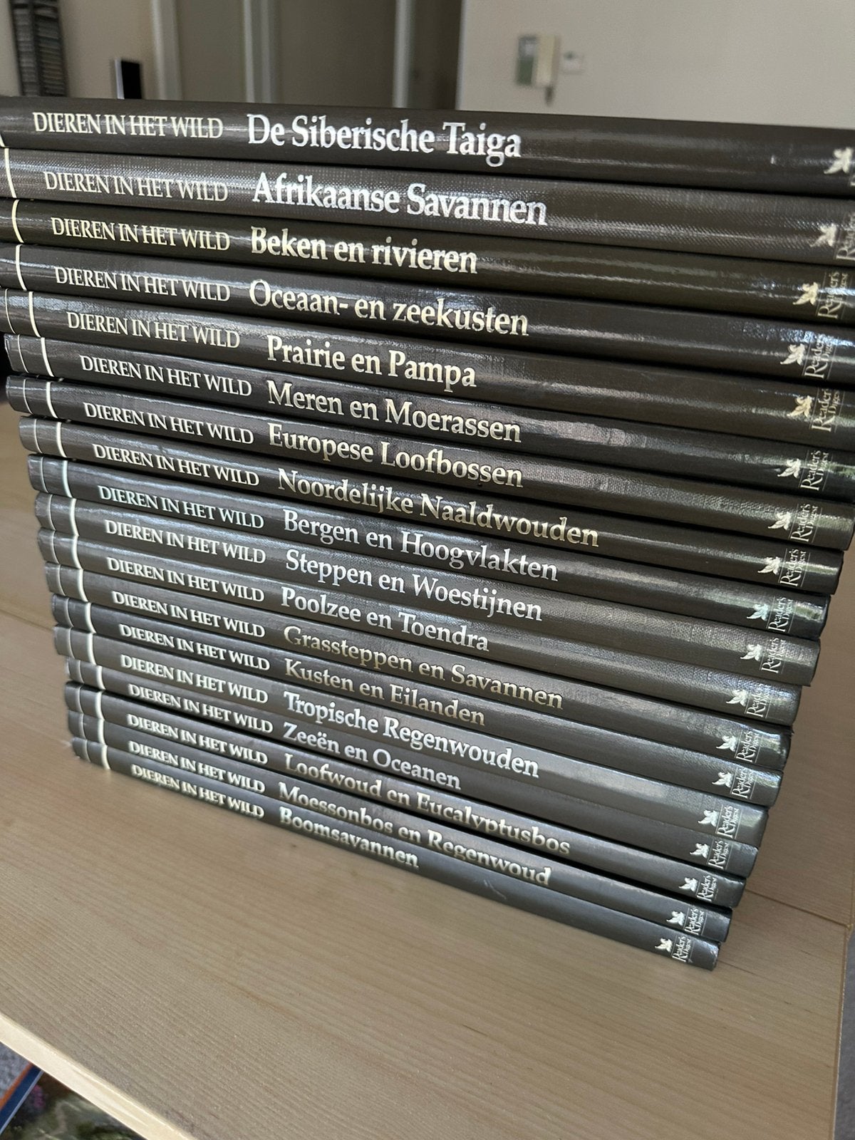 Dieren in het wild Readers Digest, Boeken, Ophalen of Verzenden, Zo goed als nieuw, Natuur algemeen