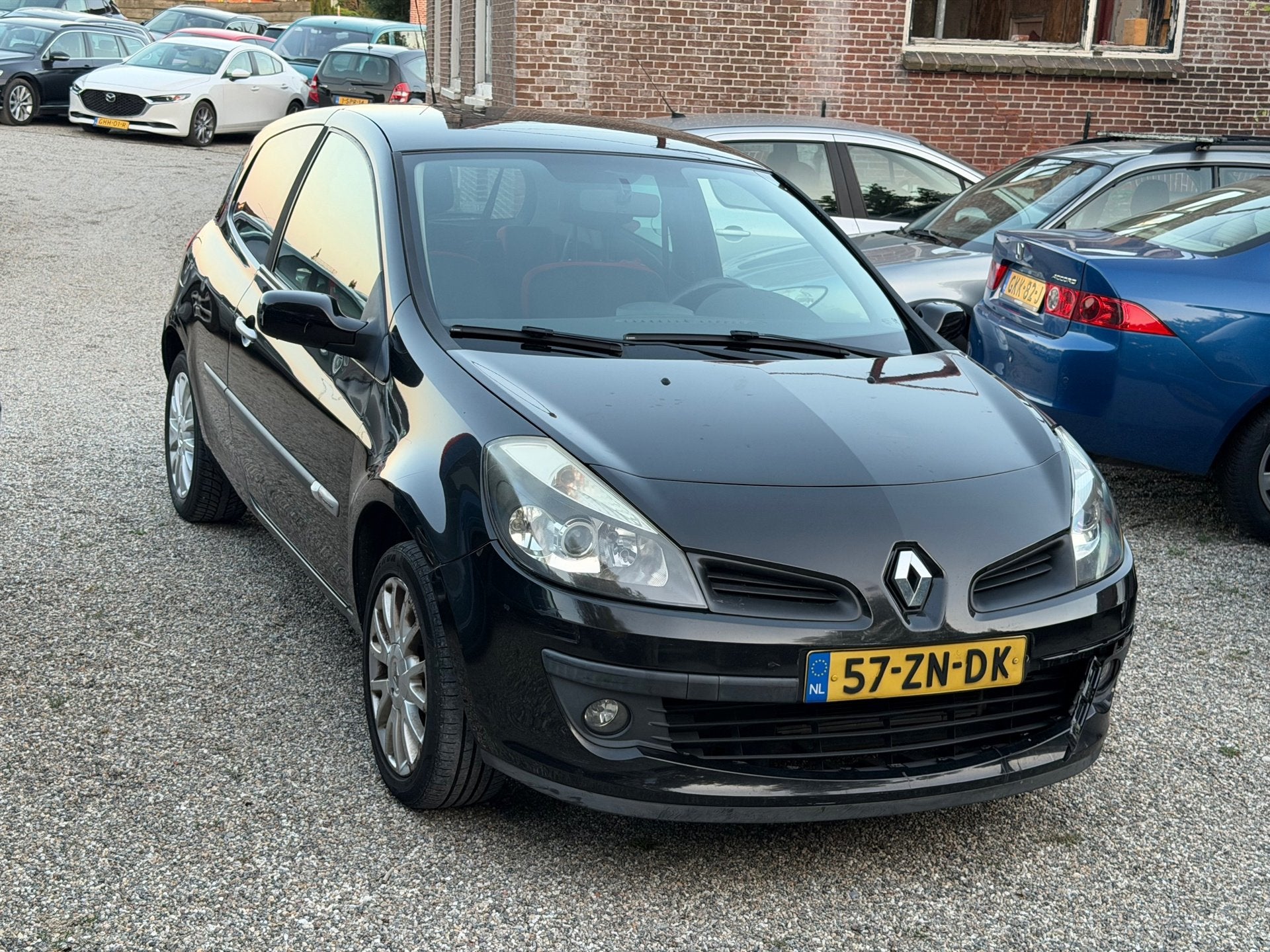 Renault Clio 1.2-16V Rip Curl Nieuwe Apk Airco Betrouwbaar R, Voorwielaandrijving, 535 kg, Gebruikt, 4 cilinders