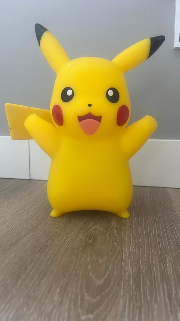Leuke Pokémon Pikachu lamp - Perfect voor elke fan!, Ophalen of Verzenden, Zo goed als nieuw