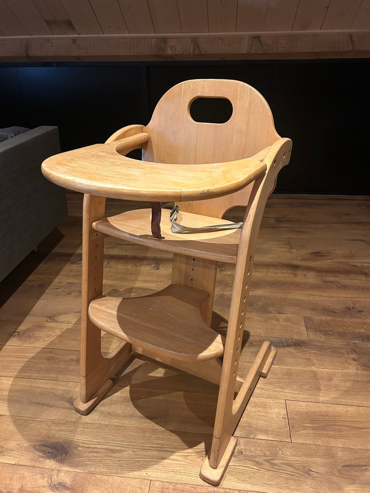Vintage, ouderwetse zeer stevige houten kinderstoel, Kinderen en Baby's, Ophalen, Gebruikt