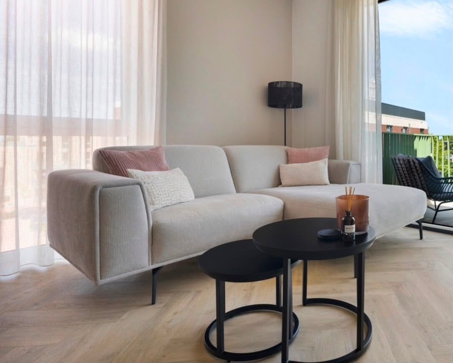 Beige hoekbank, Huis en Inrichting, Banken | Bankstellen, Ophalen, 100 tot 125 cm, Hoekbank, Tweepersoons