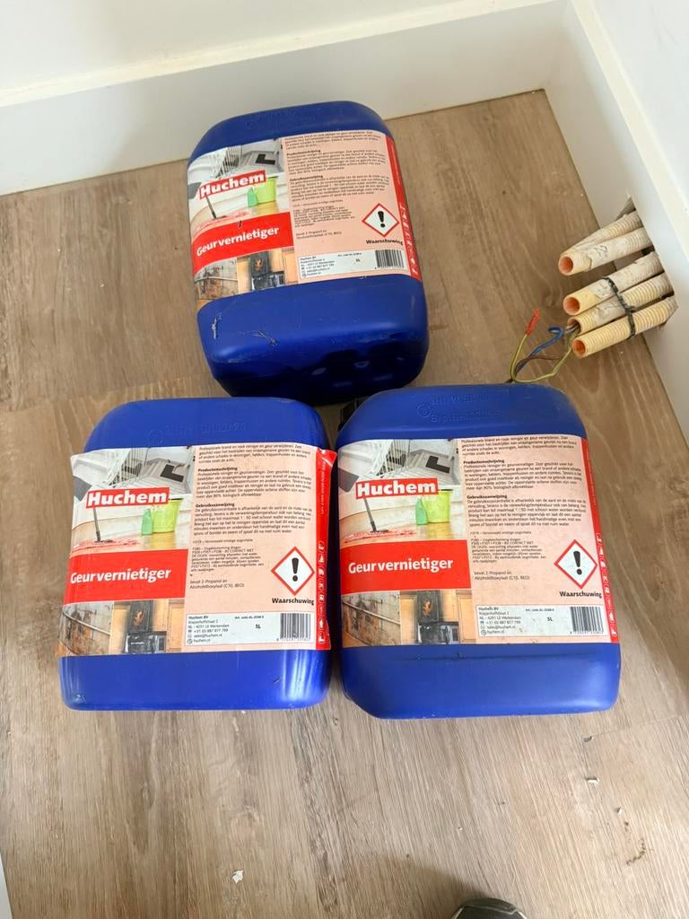 Huchem geurvernietiger – 2 volle cans + 1 aangebroken, Ophalen of Verzenden, Overige typen