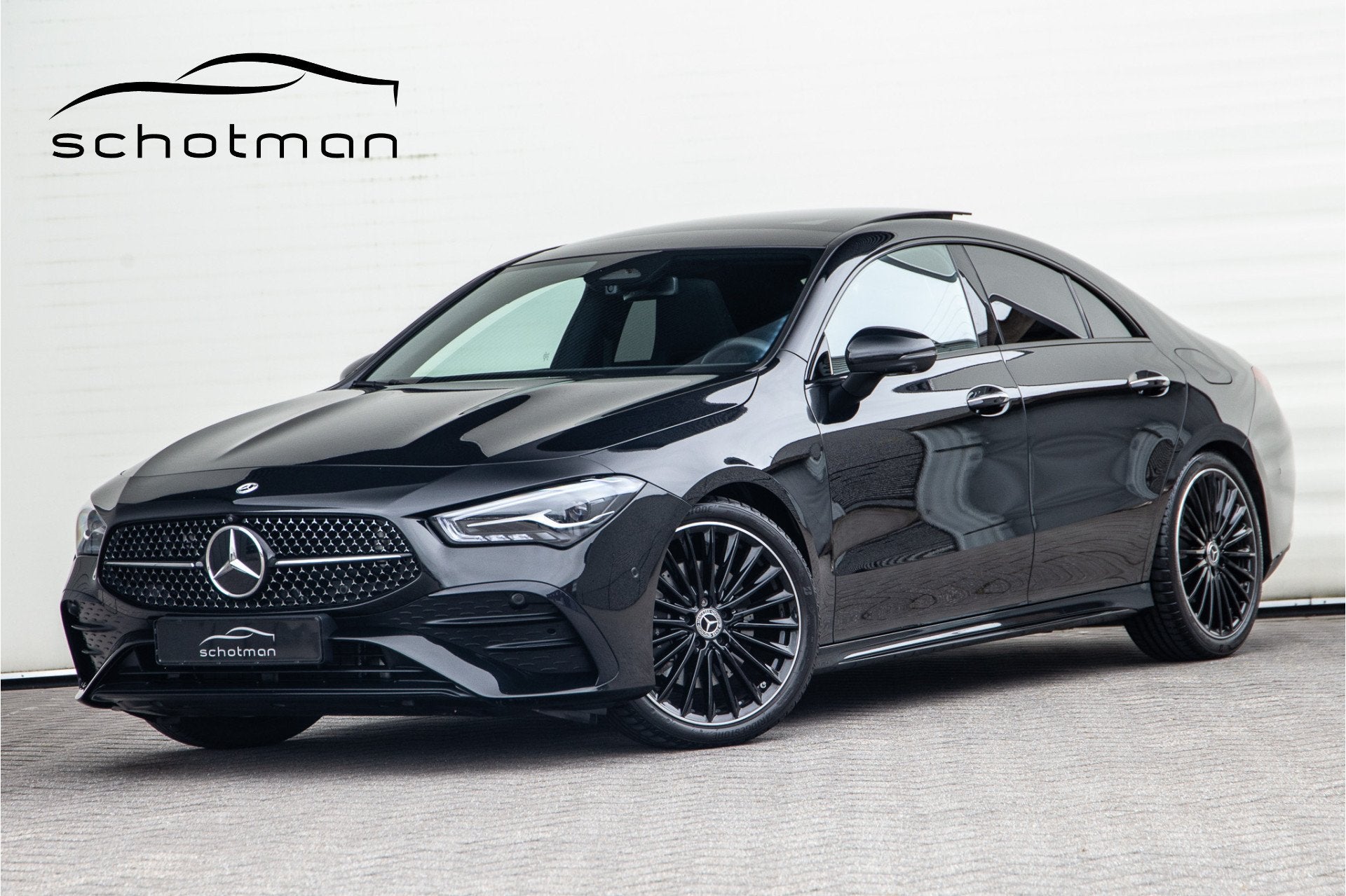 Mercedes-Benz CLA-Klasse 200 AMG Premium Pano, Nightpack, Ke, CLA, Gebruikt, Zwart, 4 cilinders