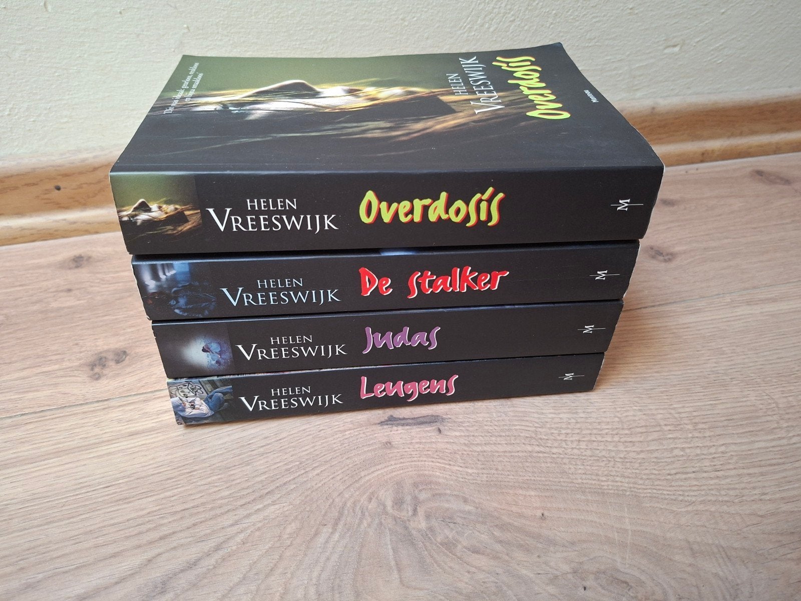 4 boeken van Helen Vreeswijk, Boeken, Ophalen of Verzenden, Gelezen
