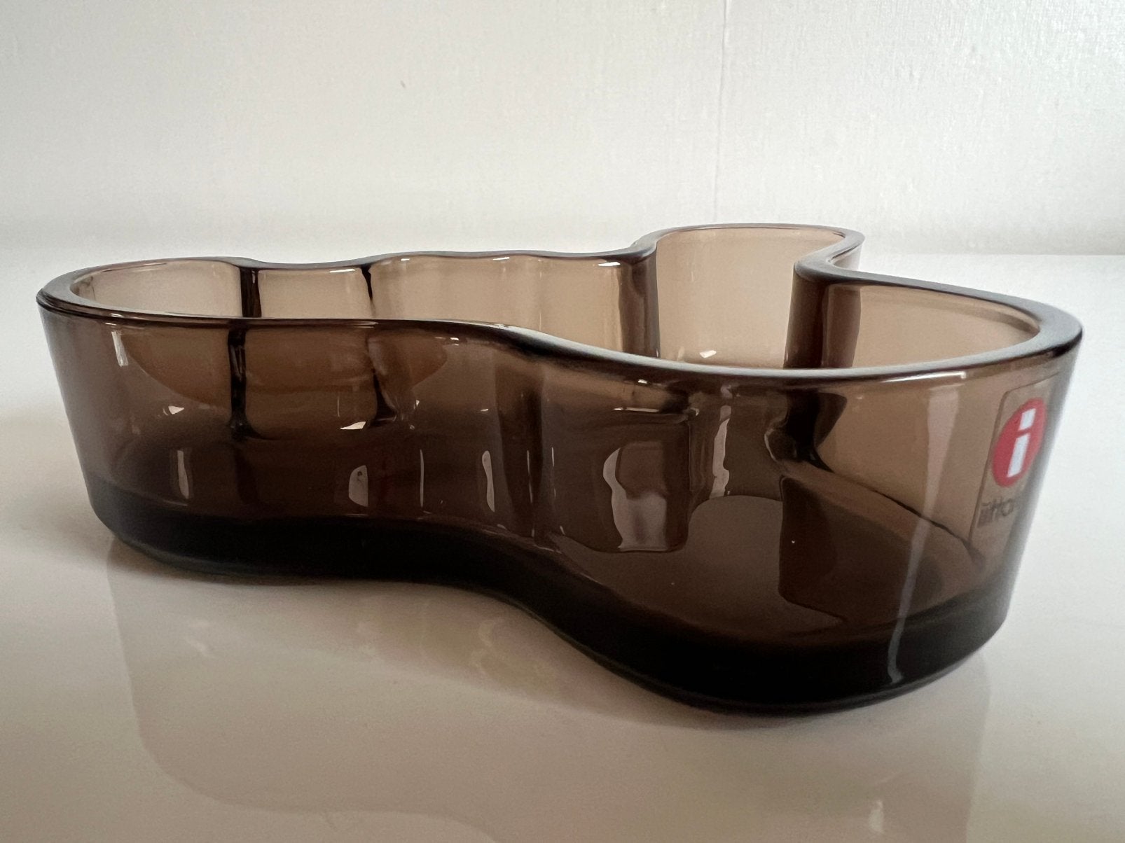 Iittala Fins Design Savoy Schaal Sand Aalto 13,5x11 cm, Huis en Inrichting, Schaal, Ophalen of Verzenden, Overige vormen, Glas