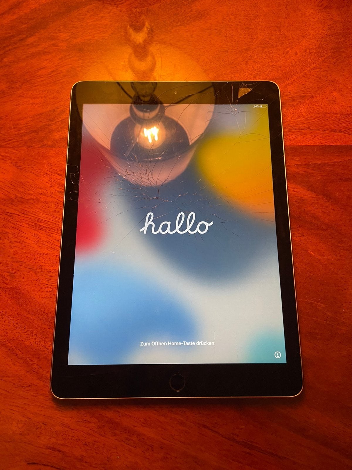 Ipad Air 2 A1566 ‘scherm gebarsten’, Computers en Software, 10 inch, Apple iPad Air, Ophalen of Verzenden, Zo goed als nieuw