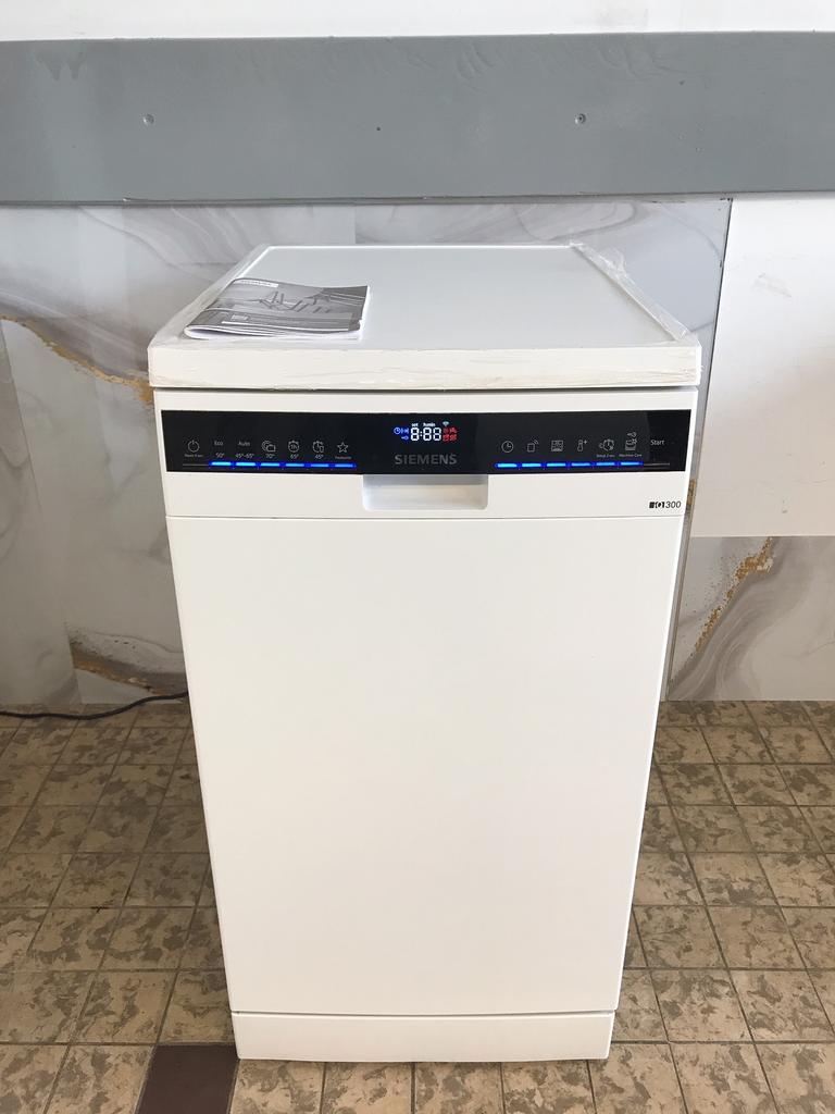Te koop Siemens Vaatwasser 45 cm breed iQ300 in Nieuw Staat, Energieklasse A of zuiniger, Ophalen of Verzenden, Zo goed als nieuw