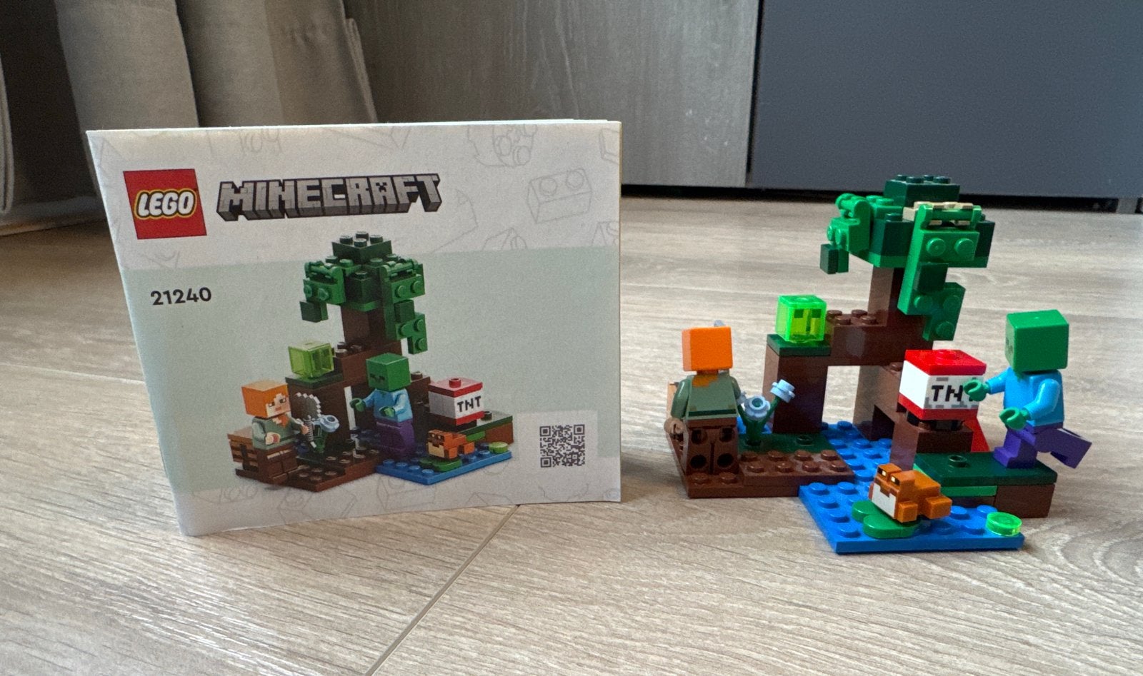 Lego Minecraft 21240 Het Moerasavontuur, Minecraft, Lego, Ophalen of Verzenden, Zo goed als nieuw