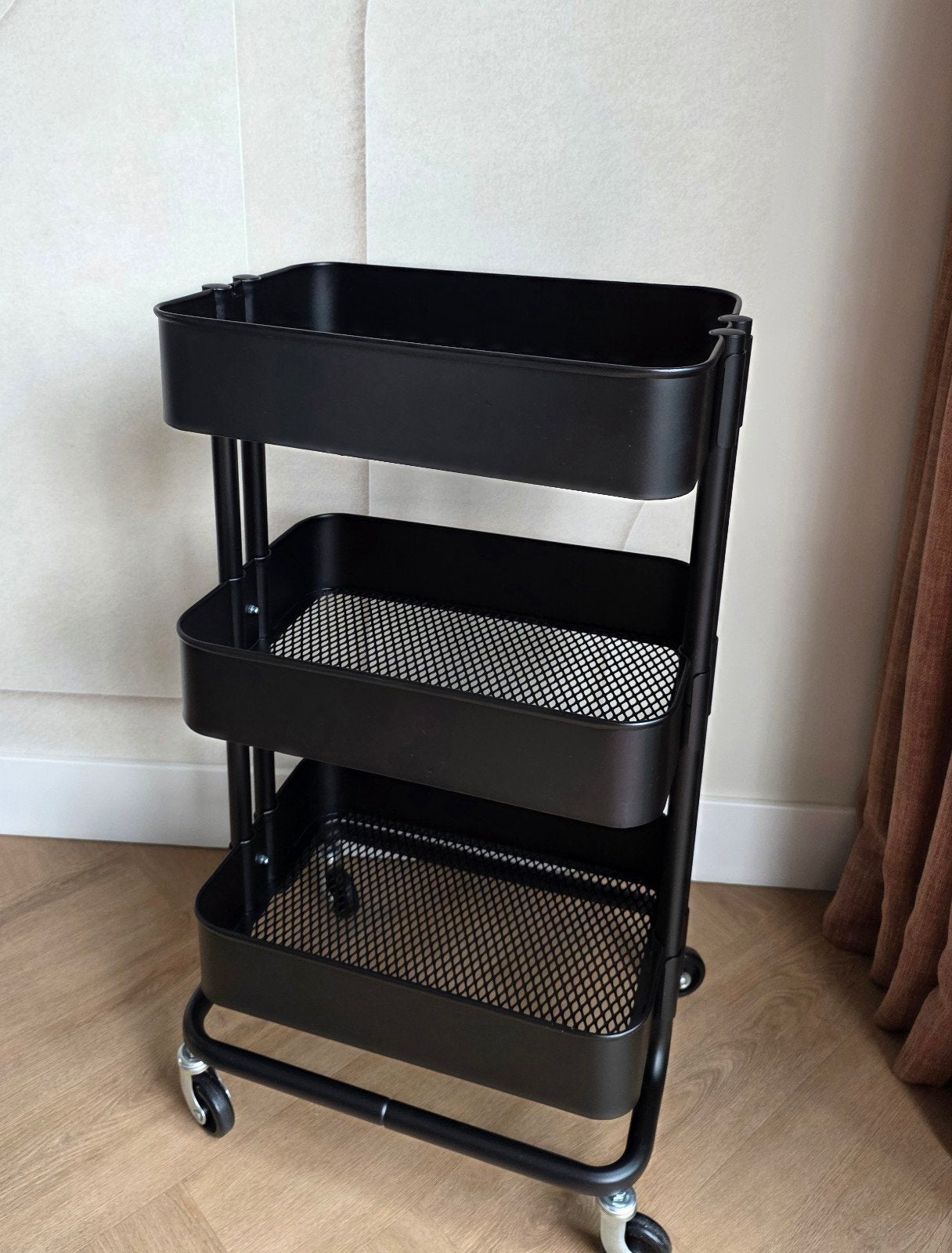 Leuke trolley / roltafel Ikea RÅSKOG, Diversen, Ophalen, Zo goed als nieuw