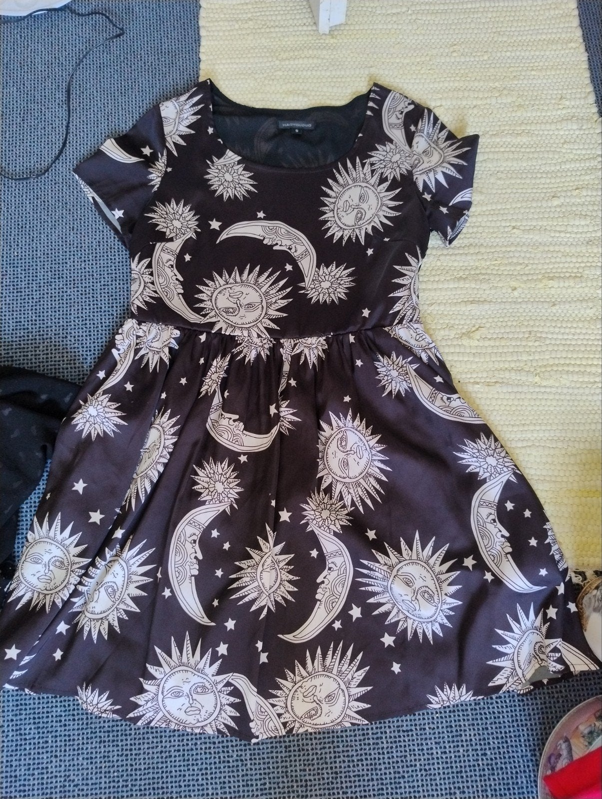 Super jurk met maan en zon print gratis, Zwart, Ophalen of Verzenden, Maat 36 (S), Gedragen