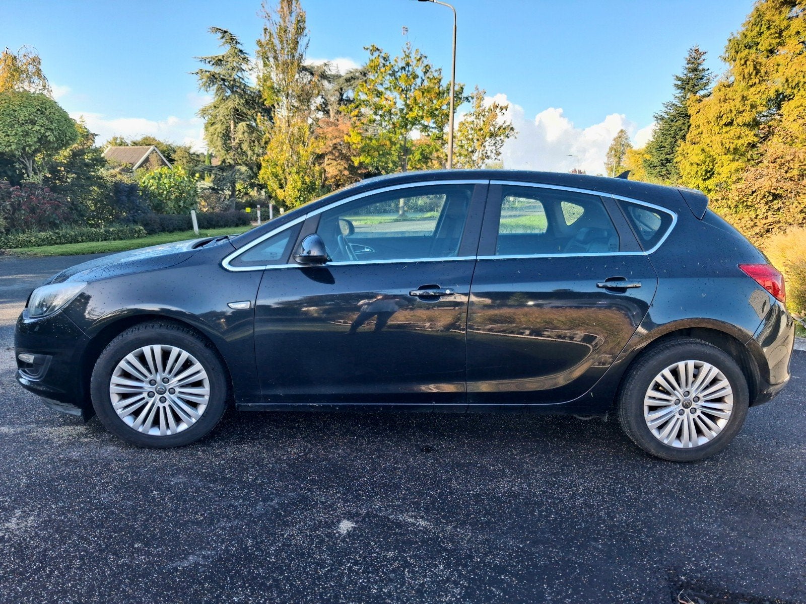 Opel Astra 1.4 Turbo Ecotec 103KW 5-D 2014 Zwart, Voorwielaandrijving, 680 kg, 4 cilinders, Zwart