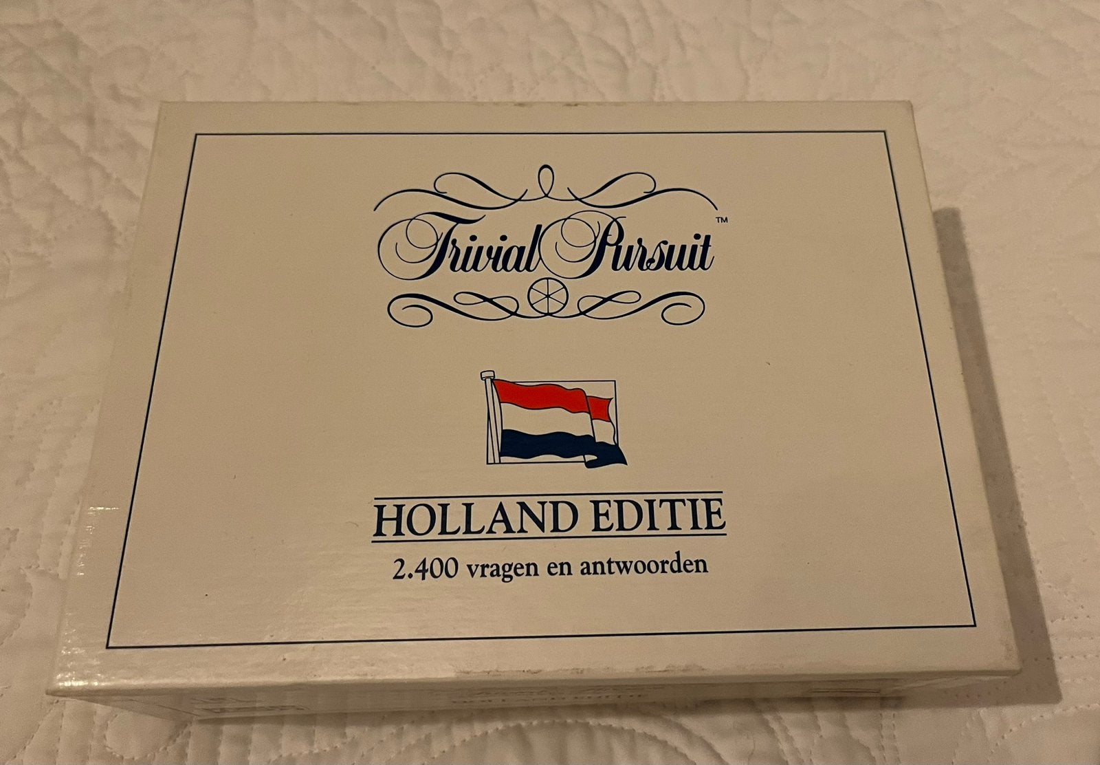 Trivial Pursuit Holland editie, Ophalen of Verzenden, Zo goed als nieuw
