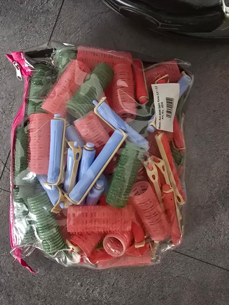 Kappersbenodigdheden: scharen, rollers, haarklippen, Ophalen of Verzenden, Gebruikt, Meerdere media, Persoonlijke verzorging