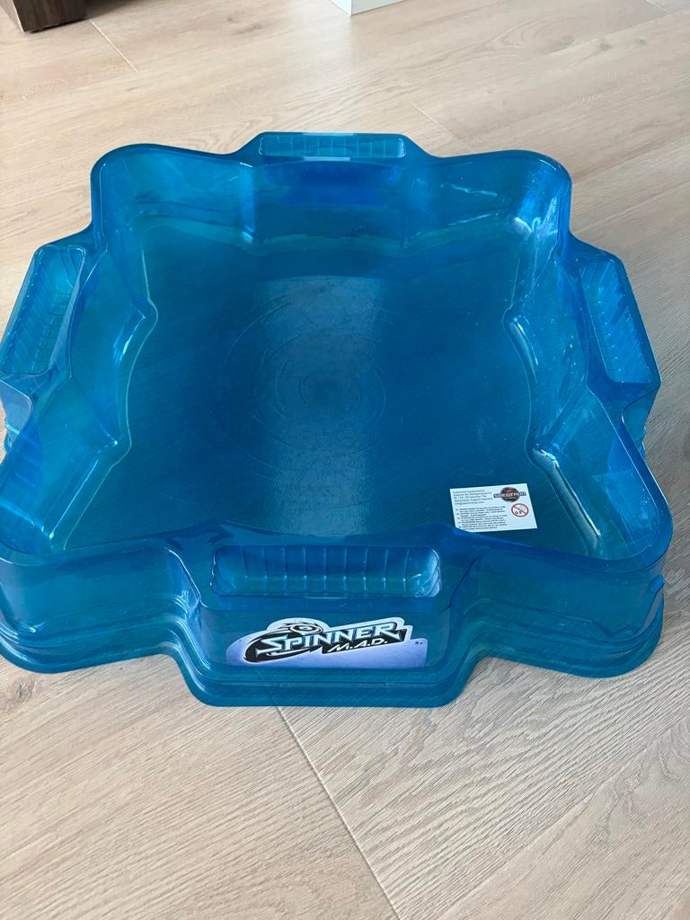 Spinner M.A.D. Arena met 3 blasters, Ophalen, Zo goed als nieuw