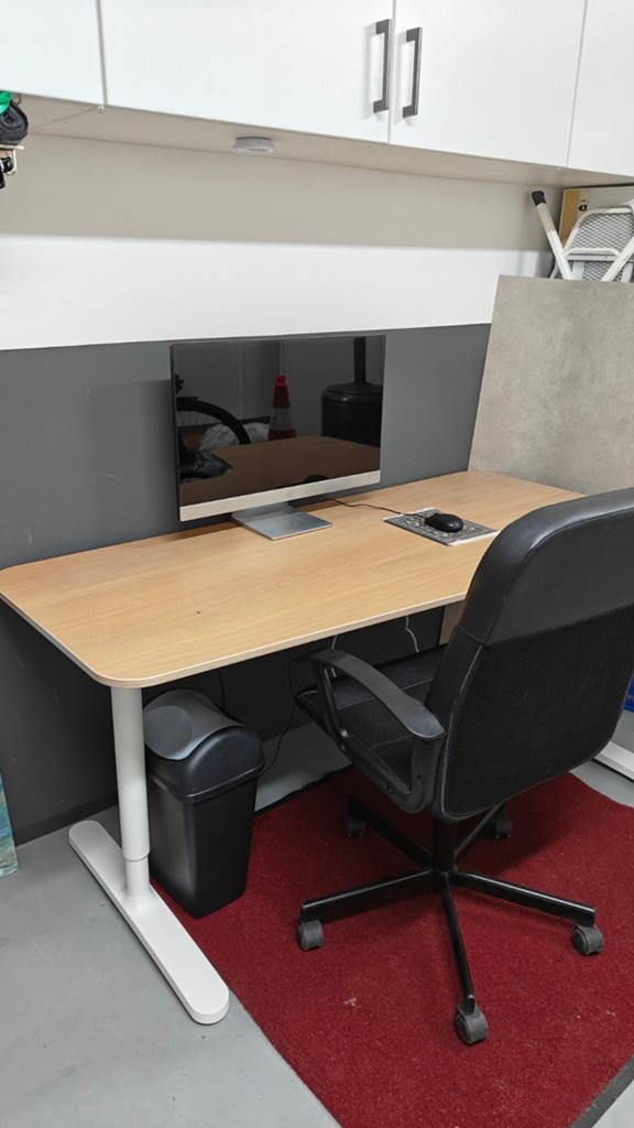 IKEA Bekant hoekbureau rechts, licht eiken, Ophalen, Demontabel, Spaanplaat of MDF, Hoekbureau