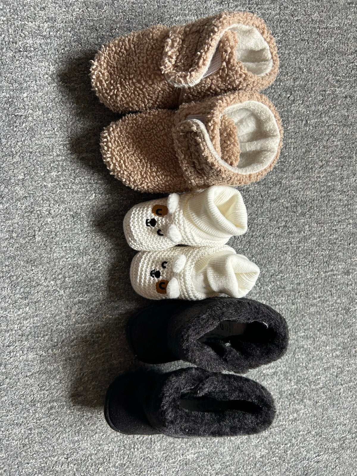 Babyslofjes set - 3 paar diverse stijlen, Kinderen en Baby's, Ophalen of Verzenden, Gebruikt, Jongetje of Meisje, Slofjes