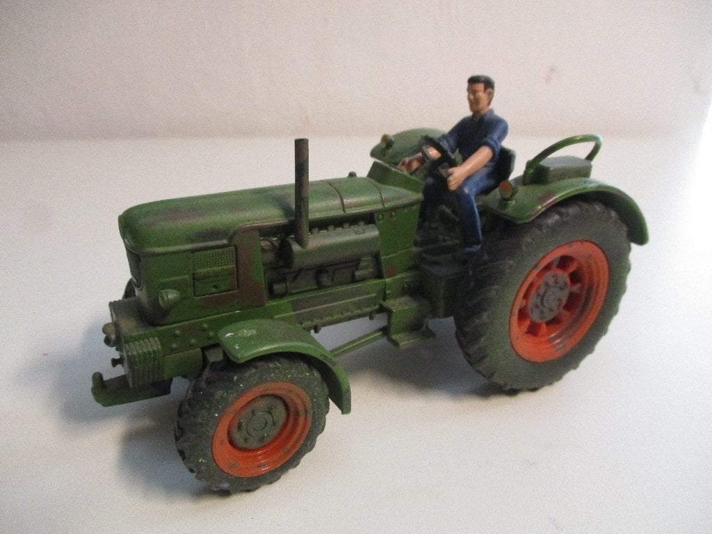 Siku Classic Deutz D9005( vervuild), Hobby en Vrije tijd, Modelauto's | 1:32, Ophalen of Verzenden, Gebruikt, Tractor of Landbouw