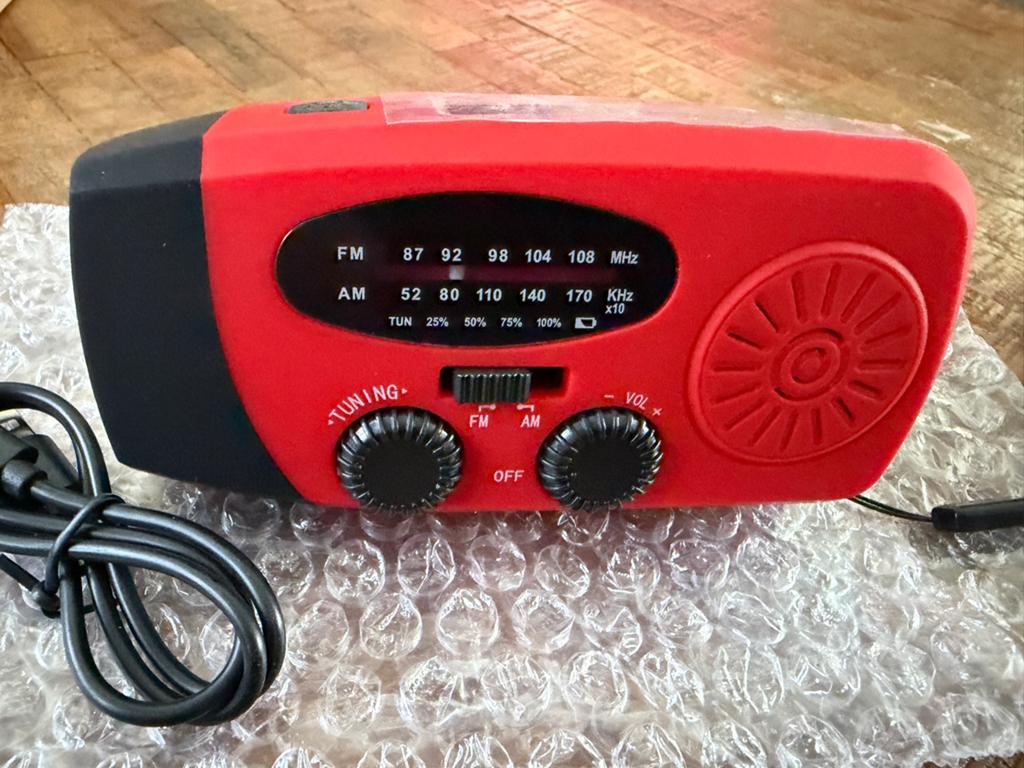 Solar Crank Radio Zaklamp & Power Bank 5 stuks NIEUW, Ophalen of Verzenden, Nieuw, Radio