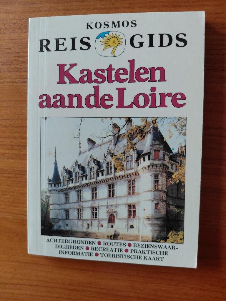 Reisgids kastelen aan de Loire., Boeken, Reisgidsen, Overige merken, Europa, Ophalen of Verzenden, Zo goed als nieuw