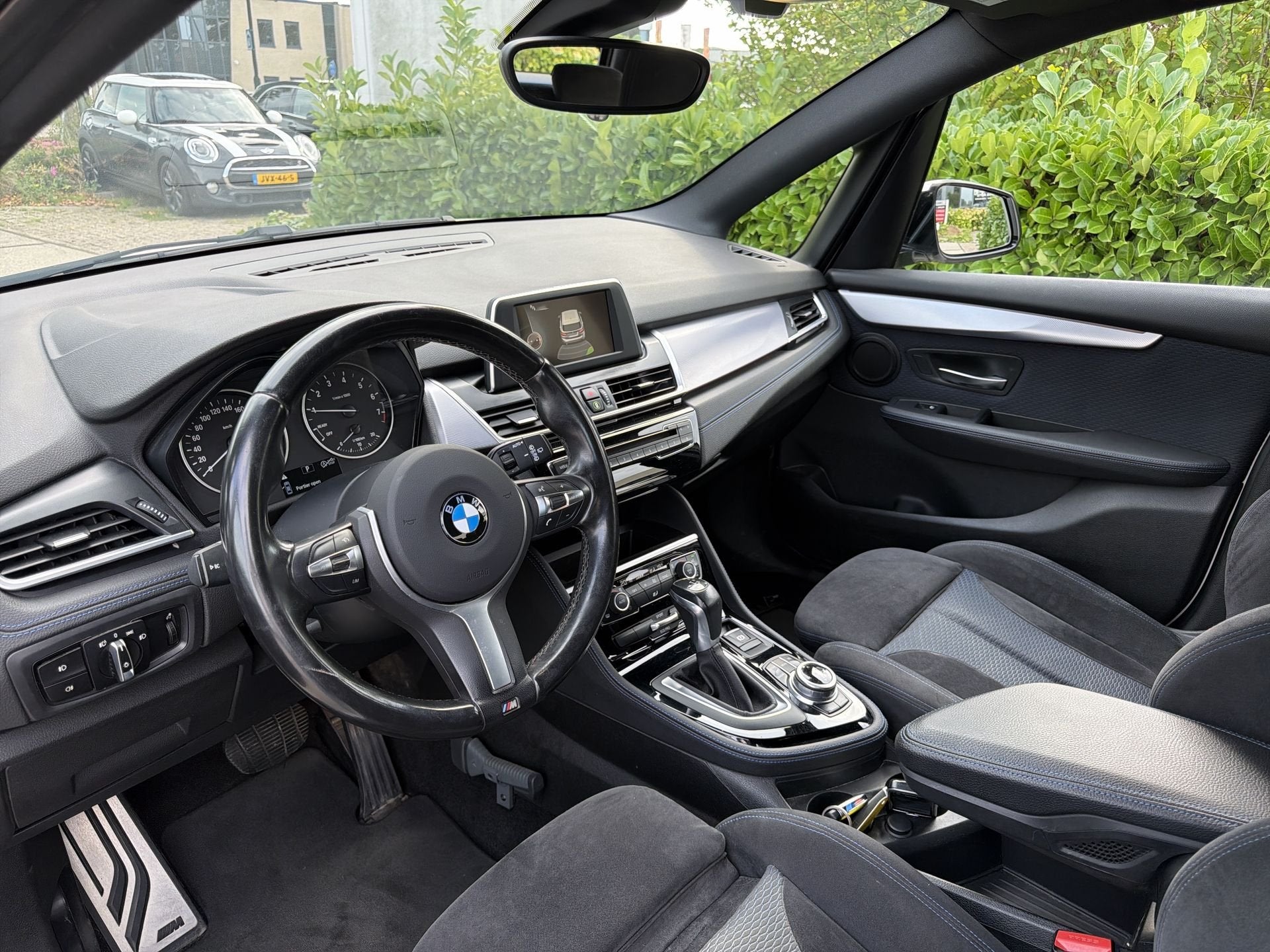 BMW 2 Serie Active Tourer 218i Centennial Executive |STOELVE, 1345 kg, Gebruikt, Wit, Bedrijf
