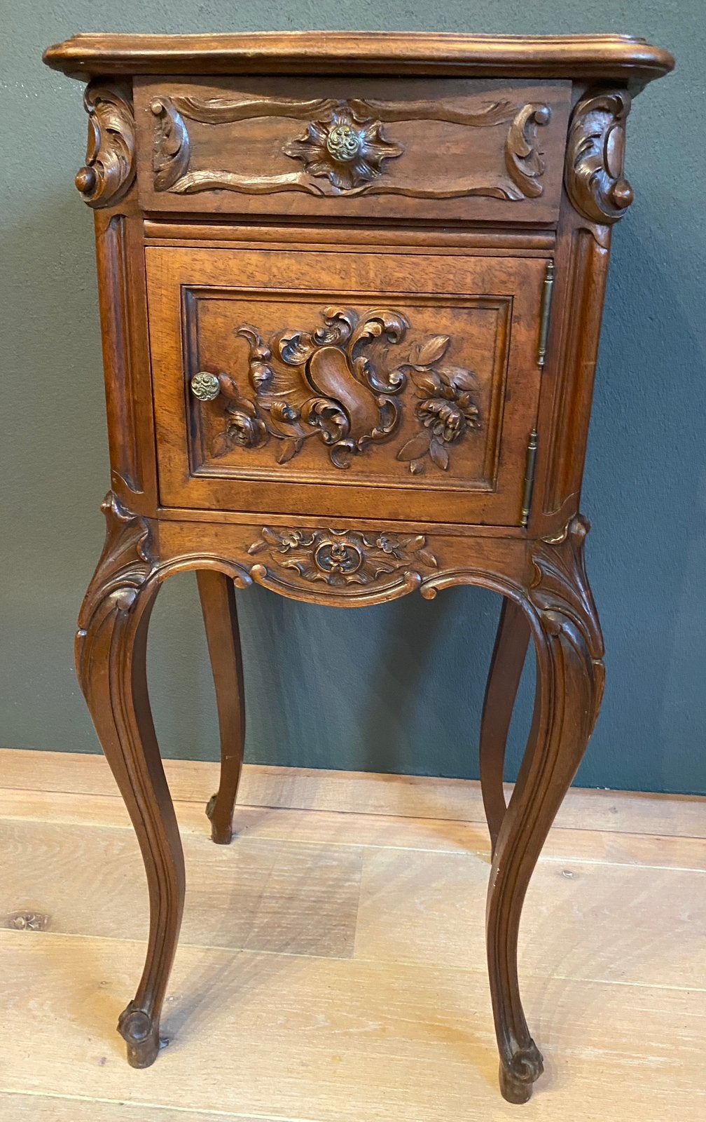 Antiek Frans Louis XV Nachtkastje met Marmeren Blad, Ophalen of Verzenden