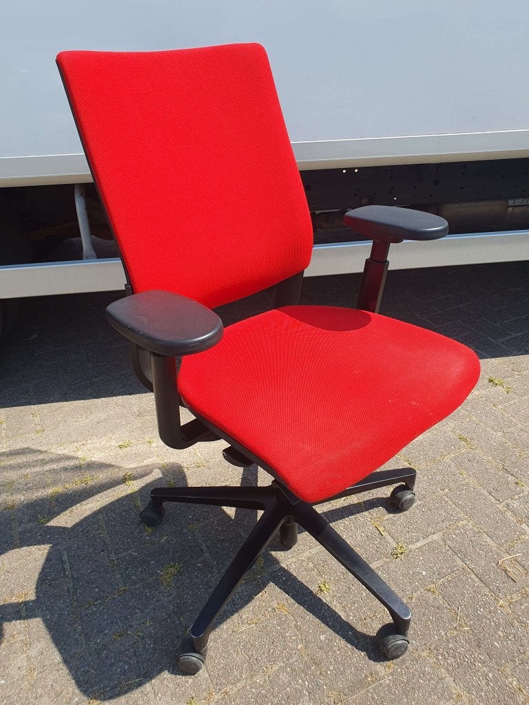 Klober Duera / Mera bureaustoel ( 5 beschikbaar ) rood, Bureaustoelen Klöber Nederland, Ophalen of Verzenden, Zo goed als nieuw