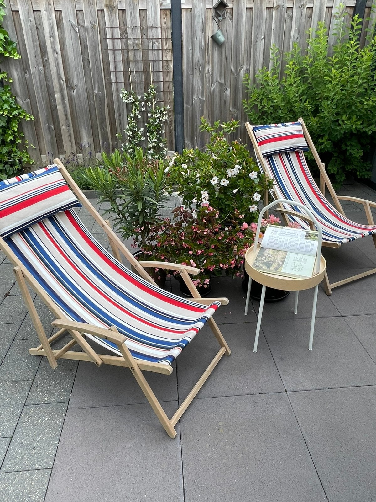 Twee vintage strandstoelen, Ophalen, Zo goed als nieuw, Stof, Twee