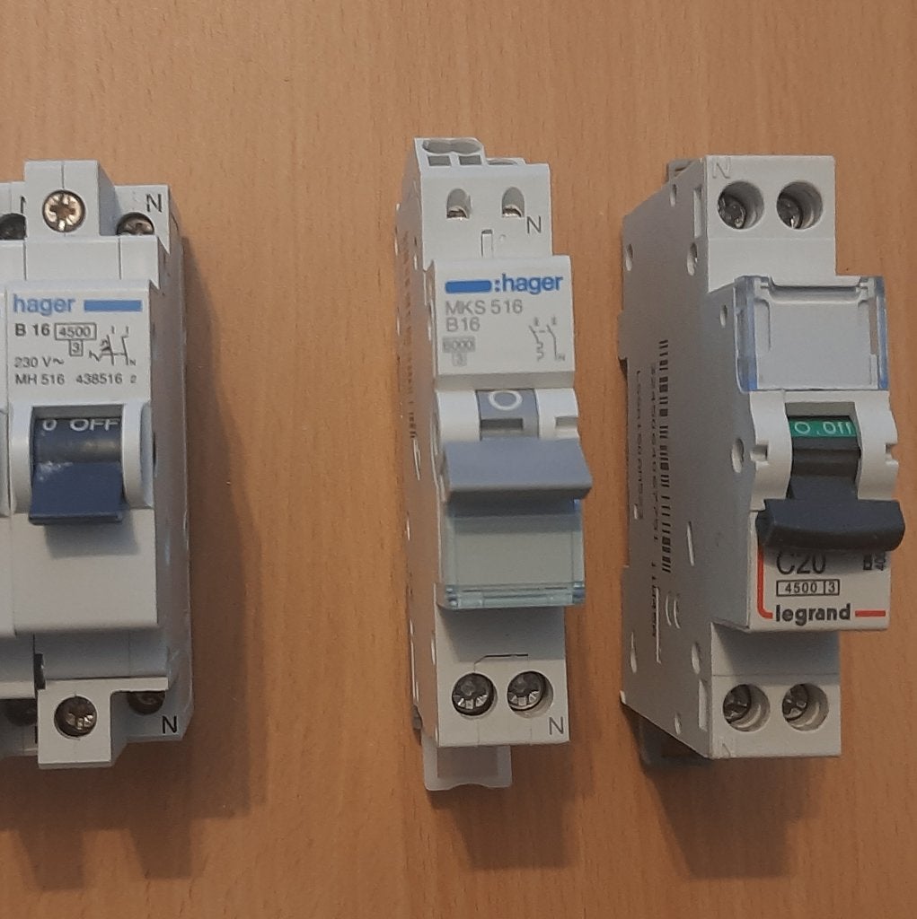 Automatische zekeringen voor op DIN rail, Verzenden, Gebruikt, Installatieautomaat