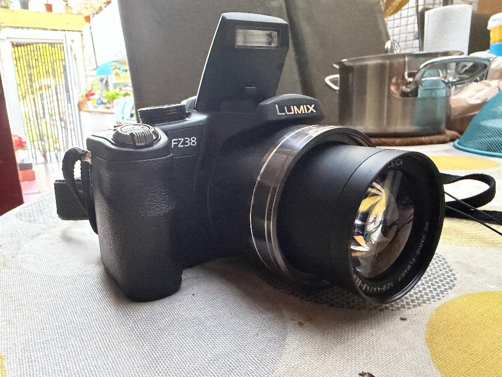 Panasonic Lumix DMC-FZ38, Ophalen, Panasonic, Zo goed als nieuw, Compactcamera