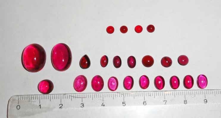 Cabochons Roze Robijn, Ophalen of Verzenden, Zo goed als nieuw