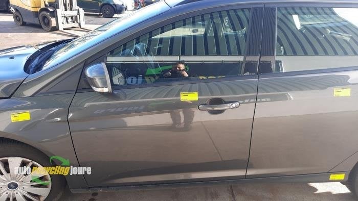 Portier 4Deurs links-voor van een Ford Focus (BF), Gebruikt, -, Deur, -