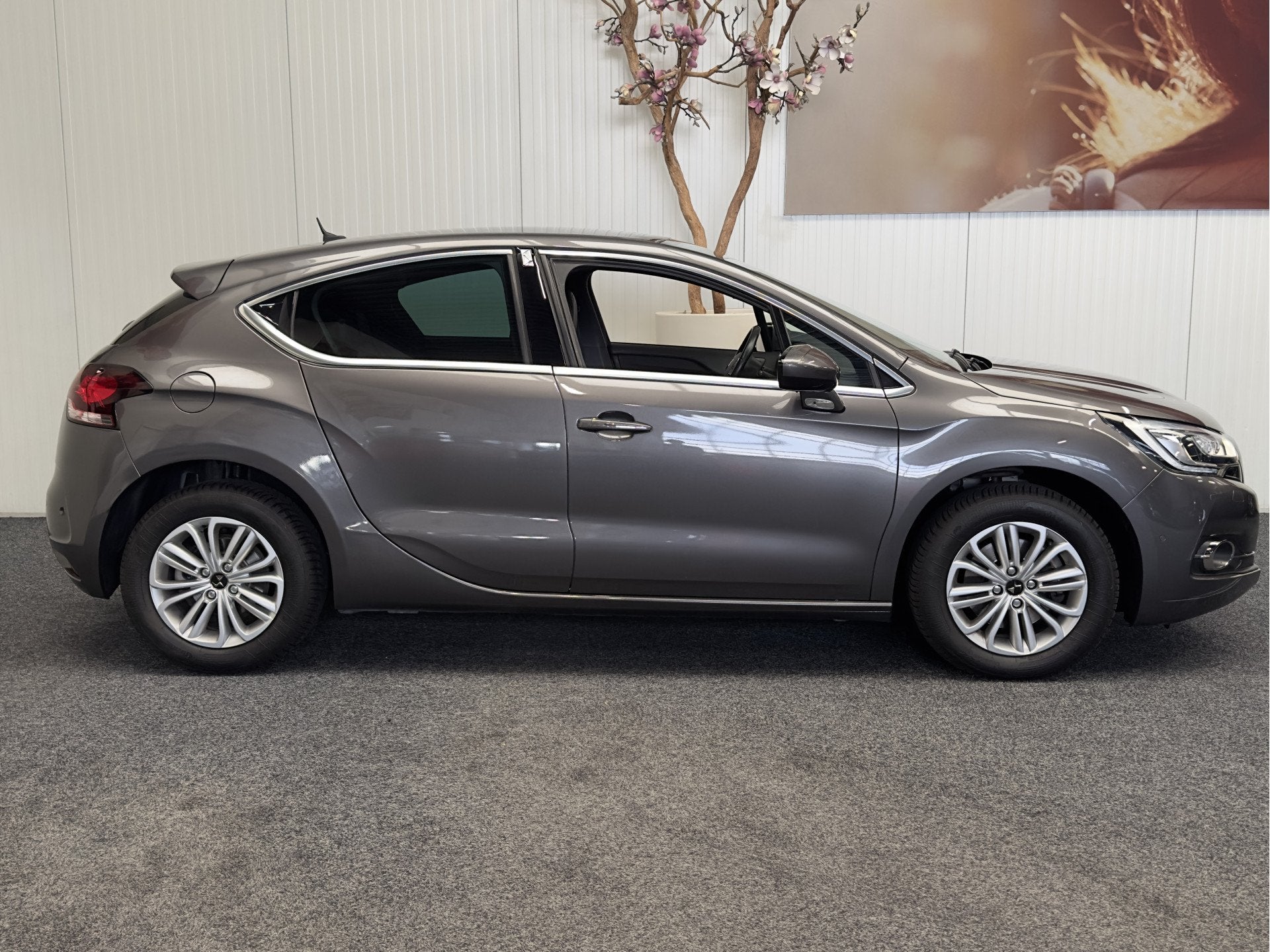 DS DS 4 1.6 THP 165PK AUTOMAAT CHIC NAVIGATIE CRUISE CONTROL, Auto's, Dealer onderhouden, Stof, Gebruikt, Euro 6