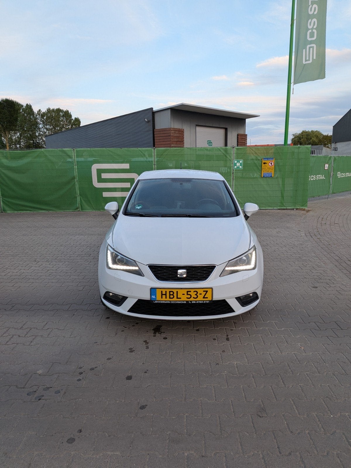 Seat Ibiza 1.2 TSI 77KW 2013 Wit, Auto's, Voorwielaandrijving, 990 kg, Handgeschakeld, Geïmporteerd