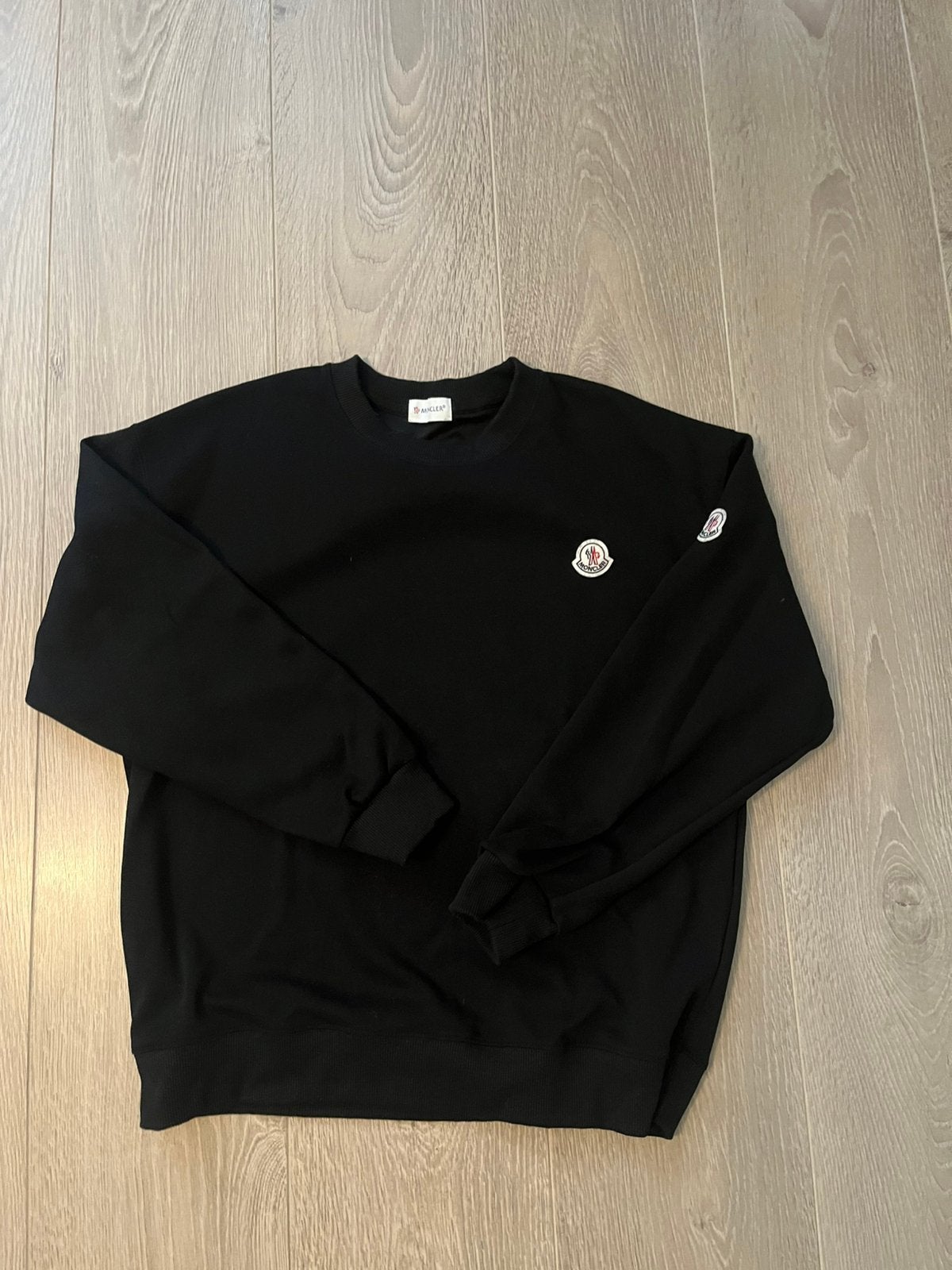 Moncler trui, Ophalen of Verzenden, Zo goed als nieuw, Maat 46 (S) of kleiner, Zwart