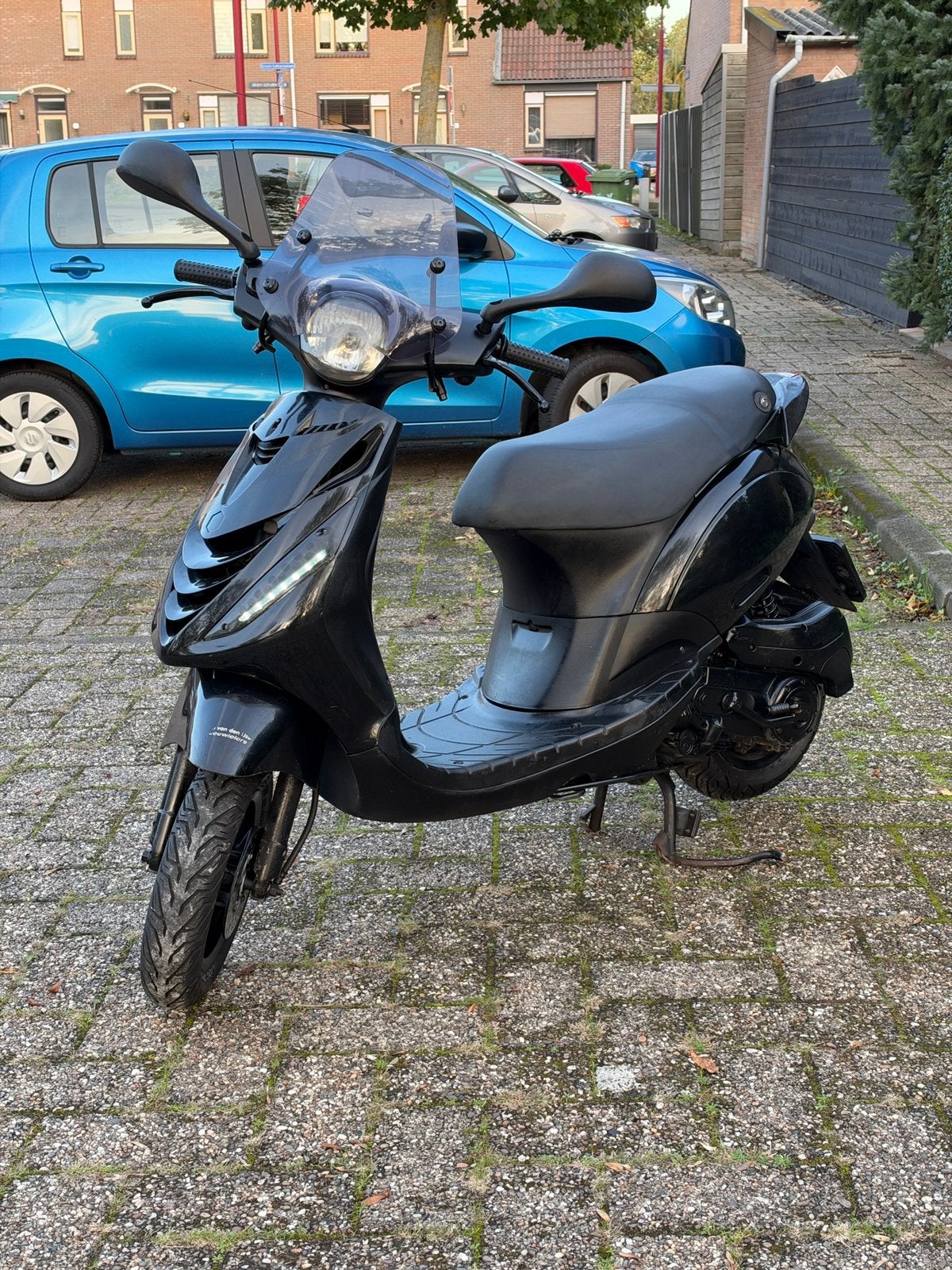 Piaggio zip SP geel kenteken, Ophalen, Maximaal 45 km/u, Zip, Zo goed als nieuw
