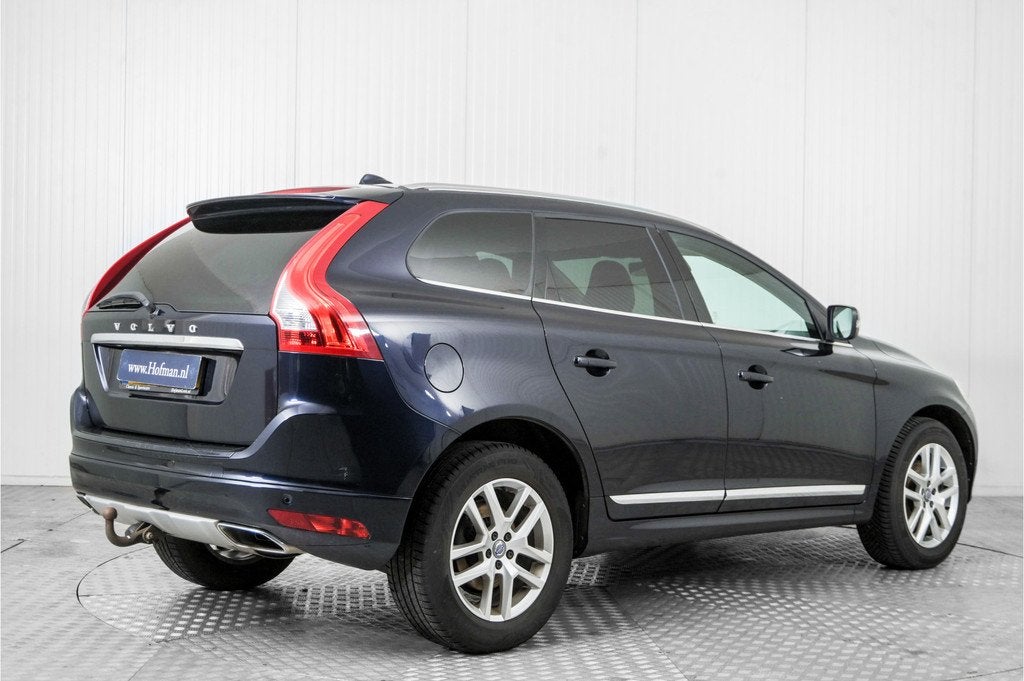 Volvo XC60 2.0 D3 handgeschakeld (bj 2017), Auto's, Volvo, Voorwielaandrijving, Euro 6, 4 cilinders, Blauw