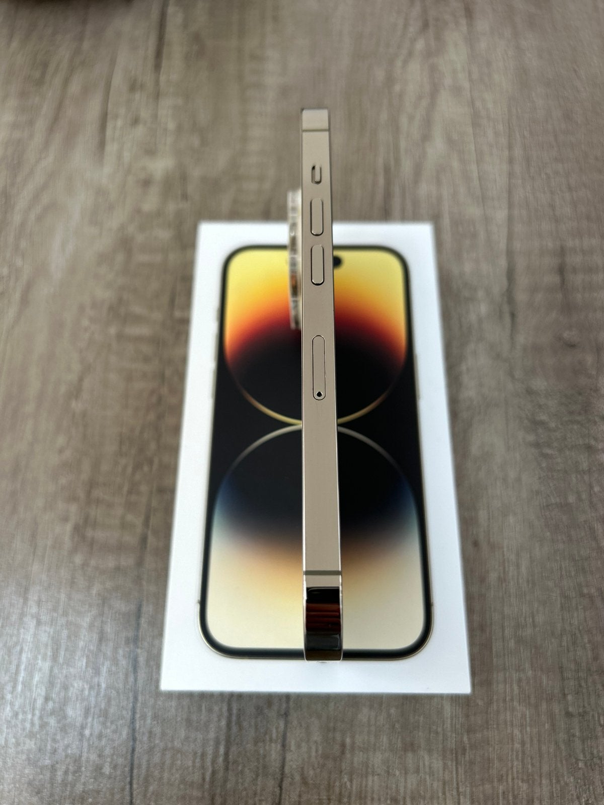 Foto 8 van iPhone 14 Pro 128GB Goud – ALS NIEUW!