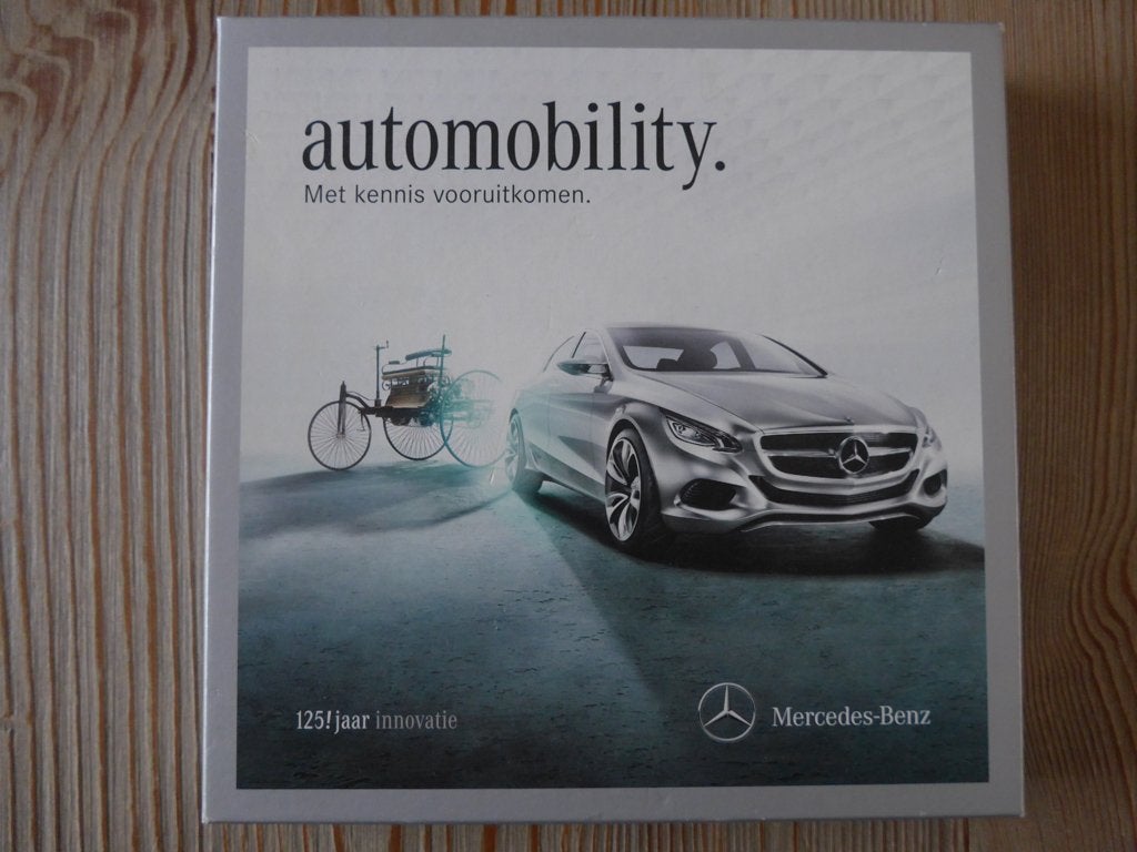 Mercedes Benz Automobility bordspel, Ophalen of Verzenden, Nieuw, Auto's