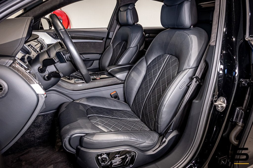 Audi S8 4.0 TFSI S8 quattro Pro Line+|Pano|HUD|B&O|Keramisch, Auto's, Audi, Automaat, Bedrijf, 1965 kg, Sedan