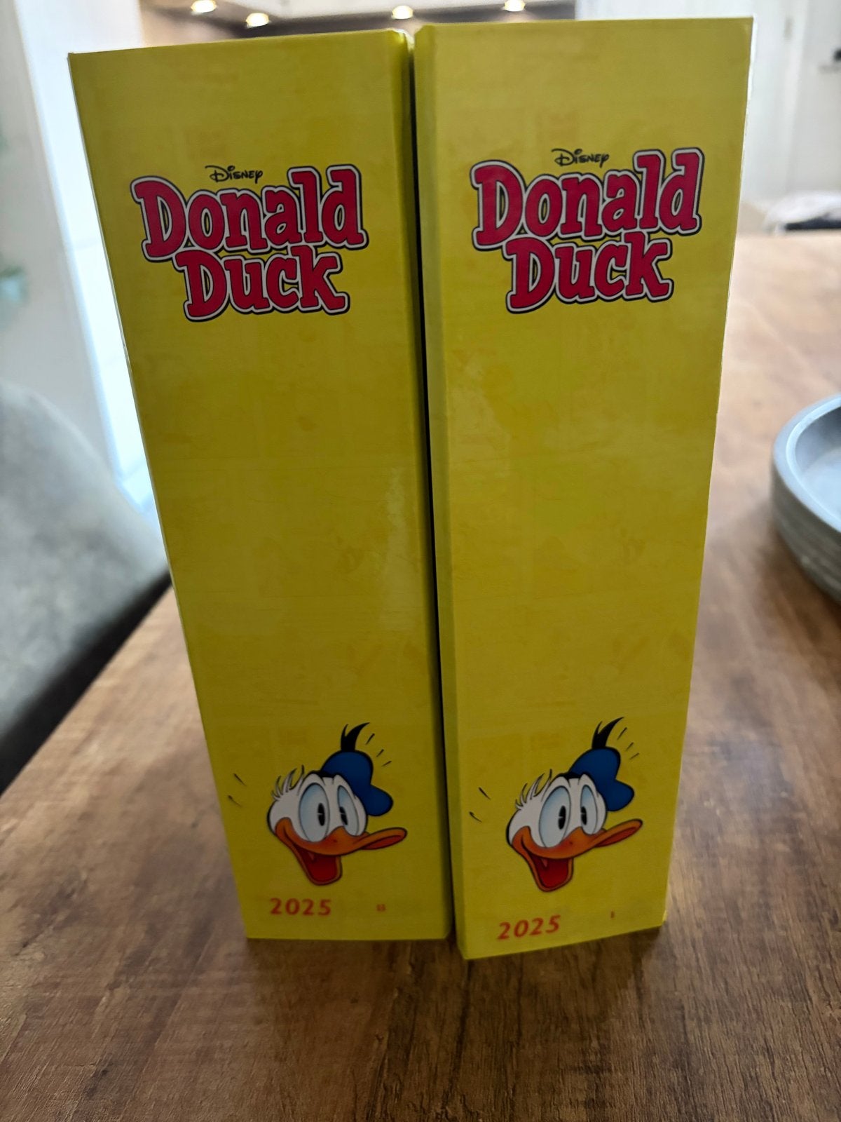 Donald Duck Verzamelbanden 2025 compleet, Meerdere stripboeken, Ophalen of Verzenden, Gelezen