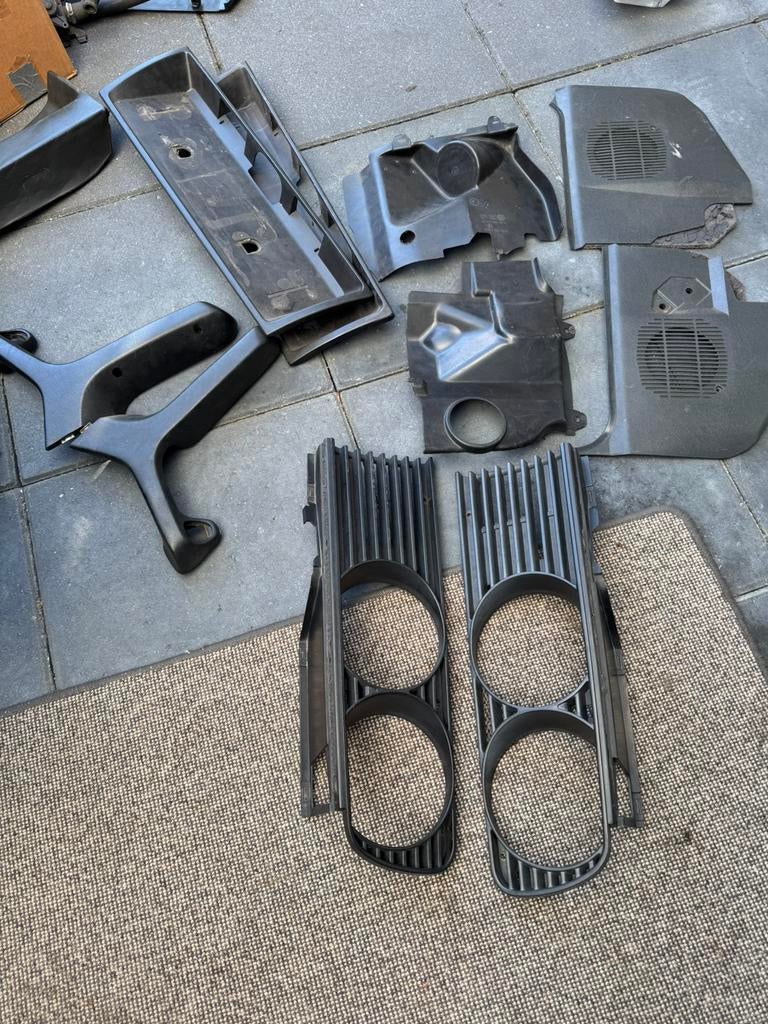 BMW e30 speaker en koplampen kappen, Auto diversen, Autospeakers, Ophalen of Verzenden