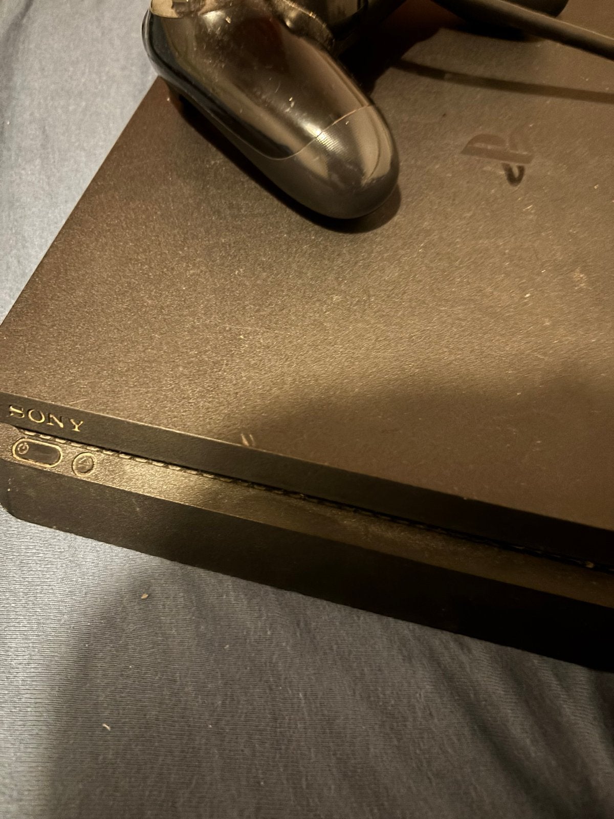 PlayStation 4 Zwart met EAFC 24 - 3 jaar oud, Spelcomputers en Games, Ophalen of Verzenden, Met 1 controller, Slim, Gebruikt