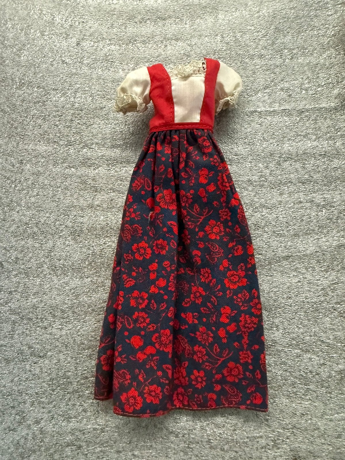 Oude Barbie Francie jurk, Ophalen of Verzenden, Gebruikt