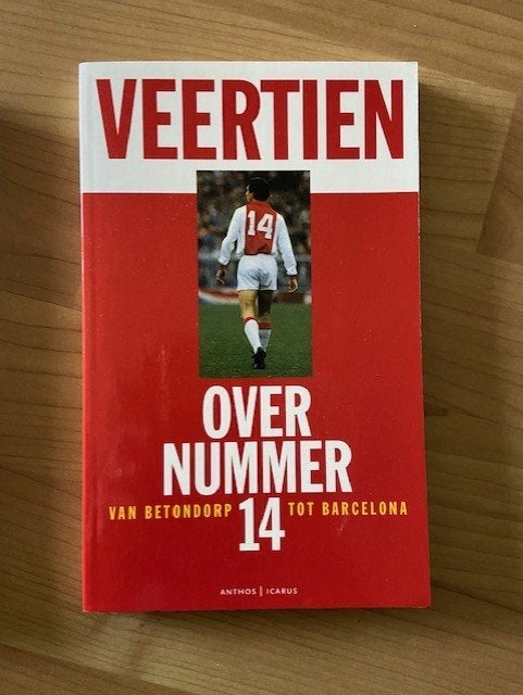 Veertien over nummer 14 - Raf Willems, Ophalen of Verzenden, Zo goed als nieuw, Balsport