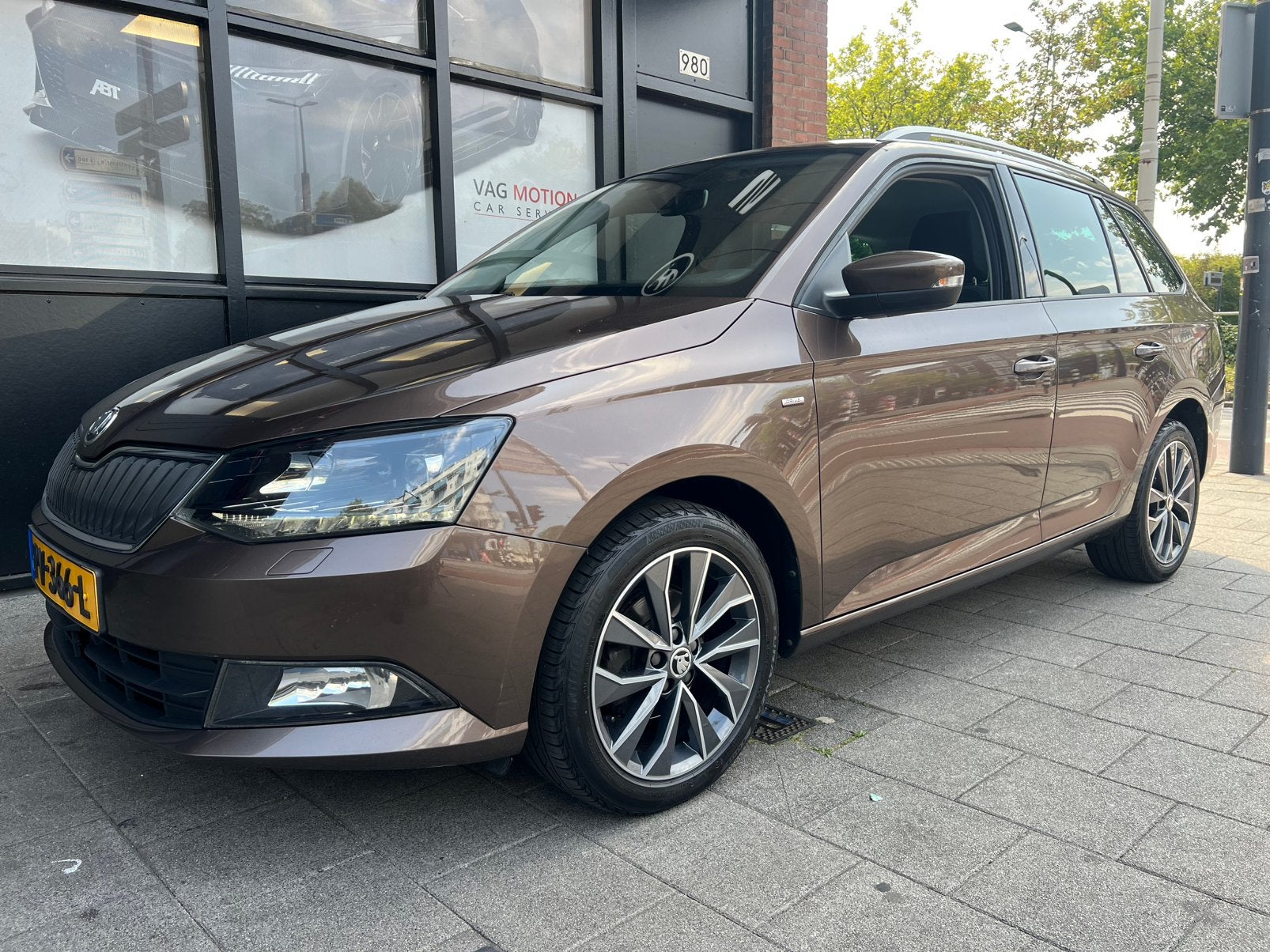 Skoda Fabia 1.0 TSI Greentech 95pk 2017 Bruin, Auto's, Skoda, Voorwielaandrijving, 40 €/maand, 95 pk, Bruin