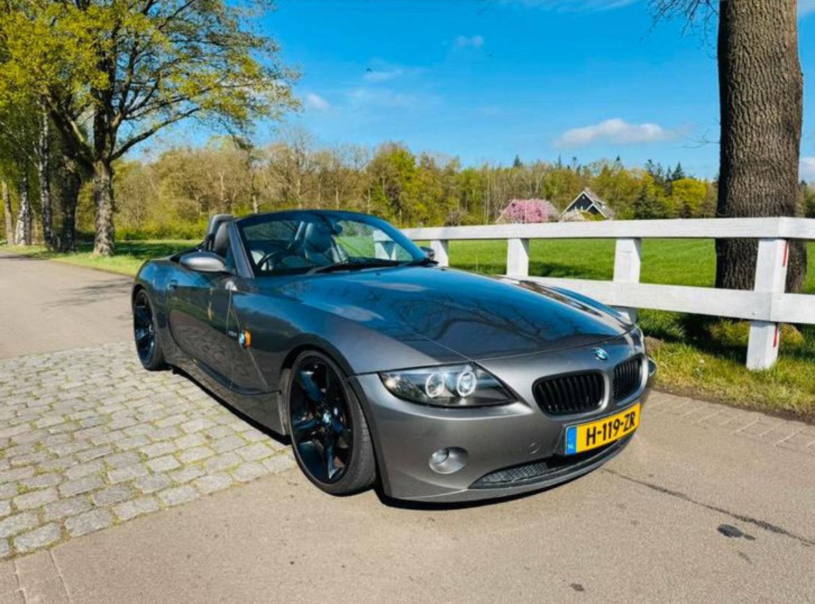 BMW Z4 2.5 I Roadster AUT 2004 Grijs, Automaat, Achterwielaandrijving, Zwart, Cabriolet